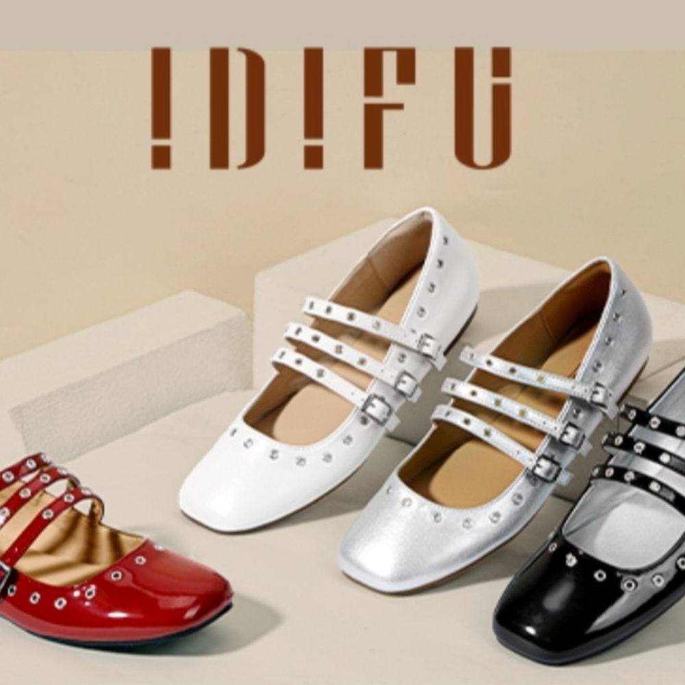 IDIFU Burgundy Patent Leather Flats